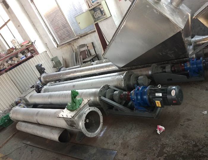 無軸螺旋輸送機